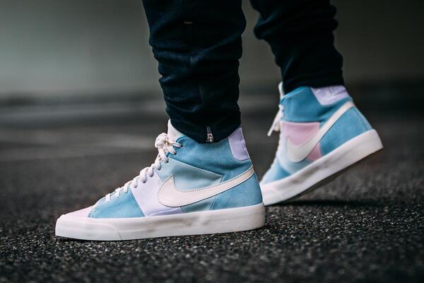 Nike Blazer Royal Easter QS 